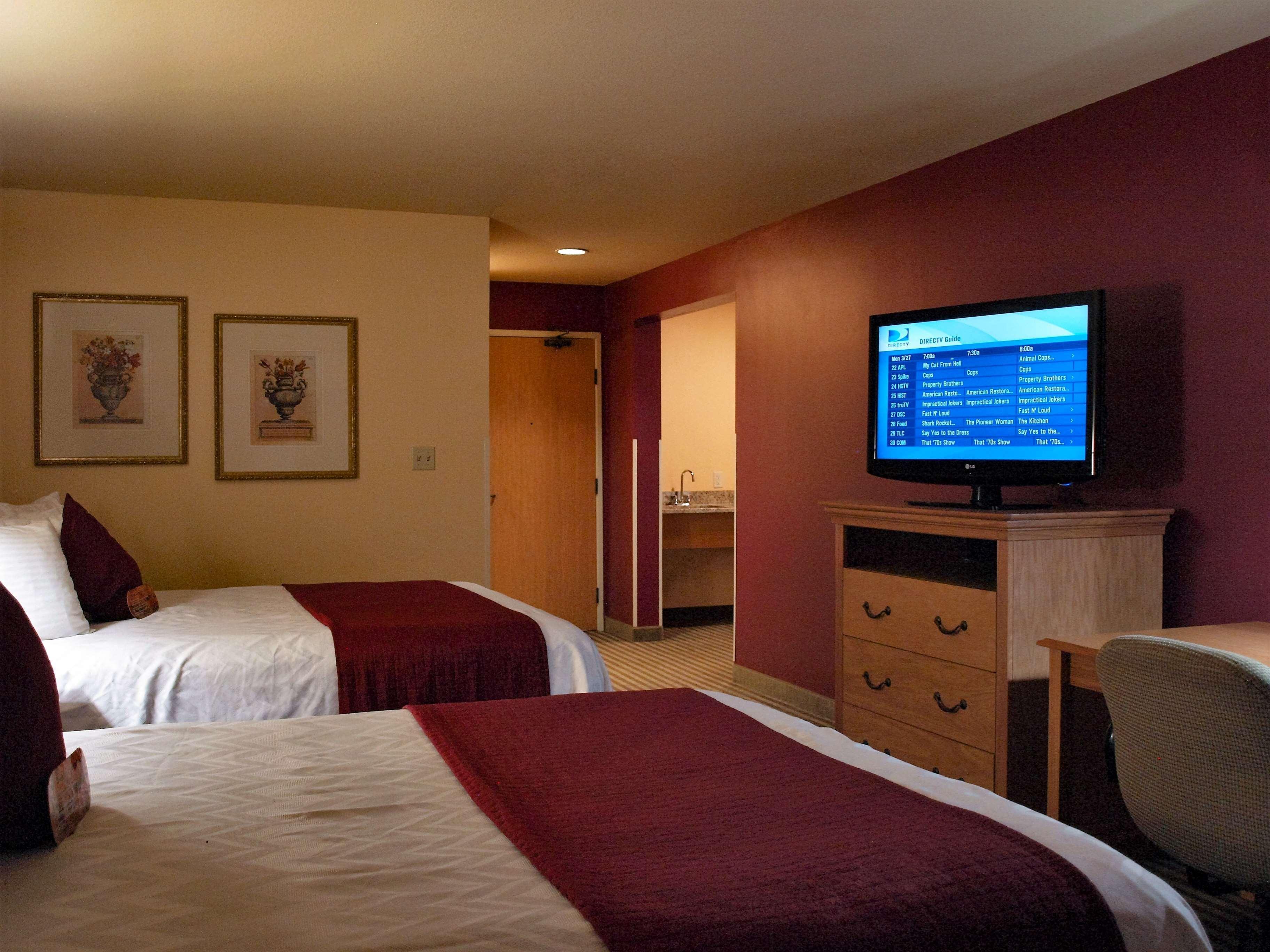 Best Western Plus Caldwell Inn & Suites Exterior photo